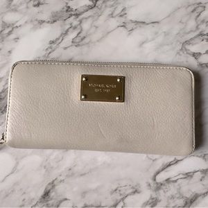 Michael kors wallet - Ivory / off white